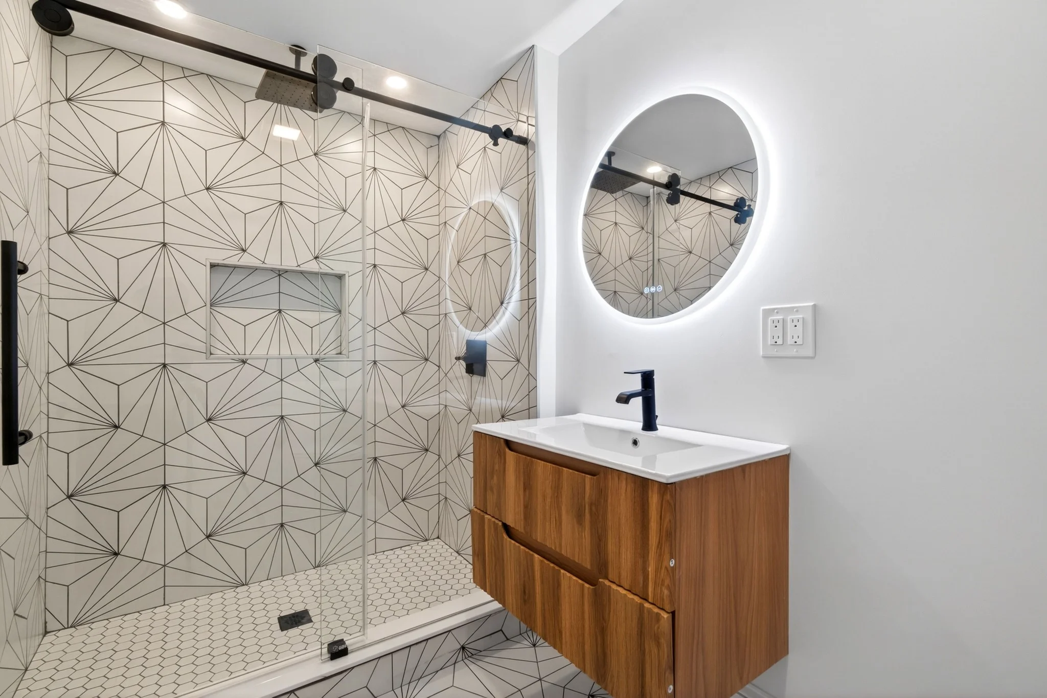 114 Woodstock St, West Somerville