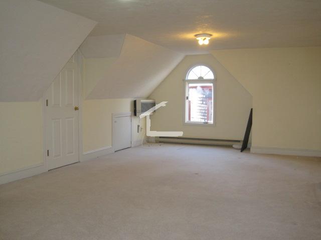 25 Winthrop Rd, Aspinwall Hill