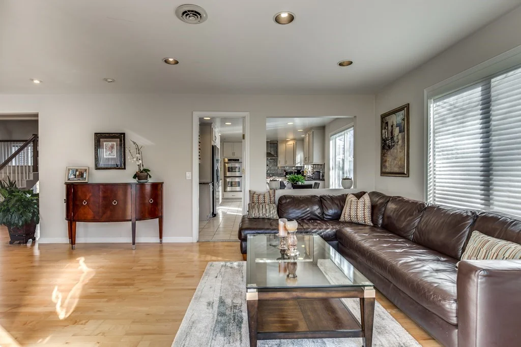 11 Beethoven Ave, Waban