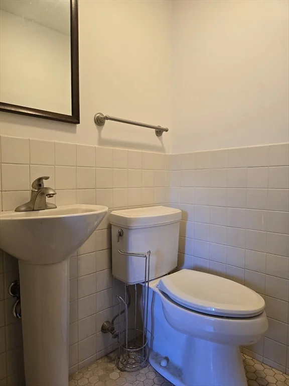 63 Johnson, West Roxbury