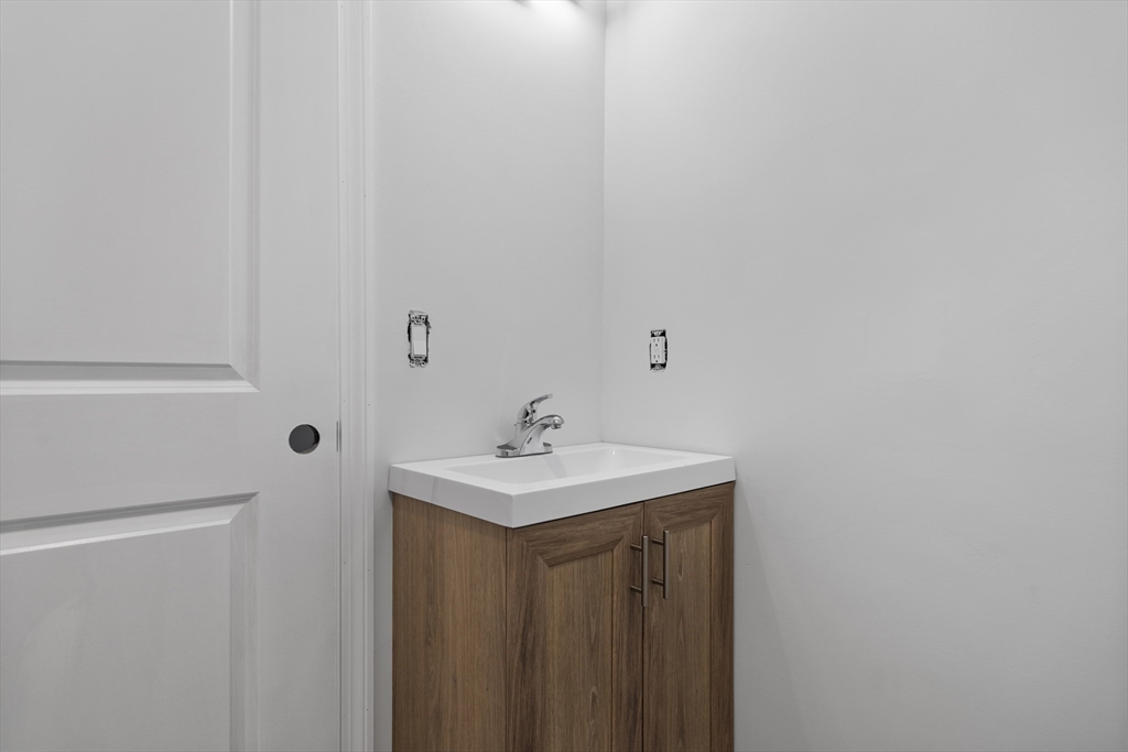 28A Story St, South Boston