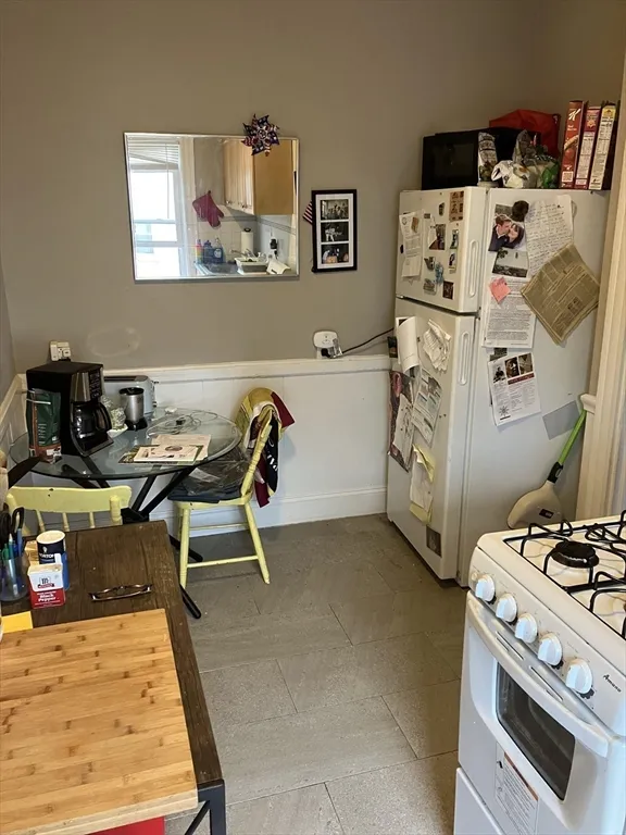 1109 Broadway, Teele Square