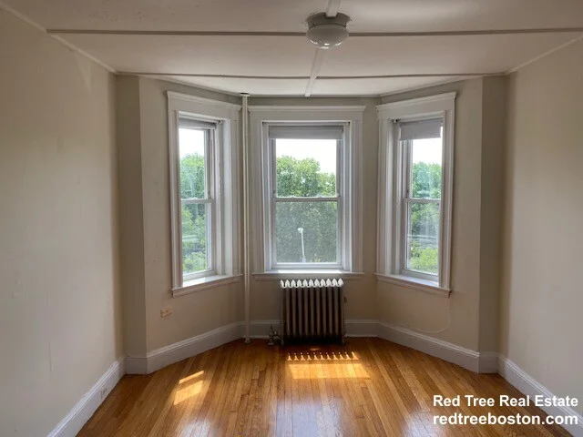 1175 Boylston St, Fenway