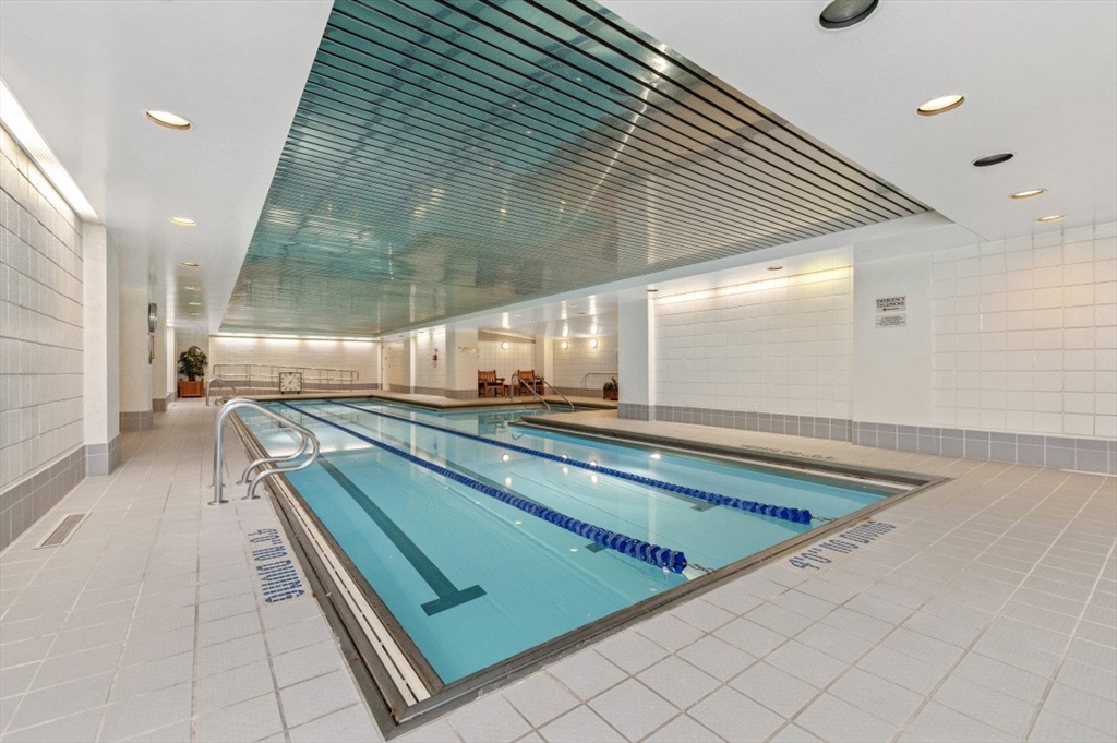 75-83 Cambridge Pkwa, East Cambridge