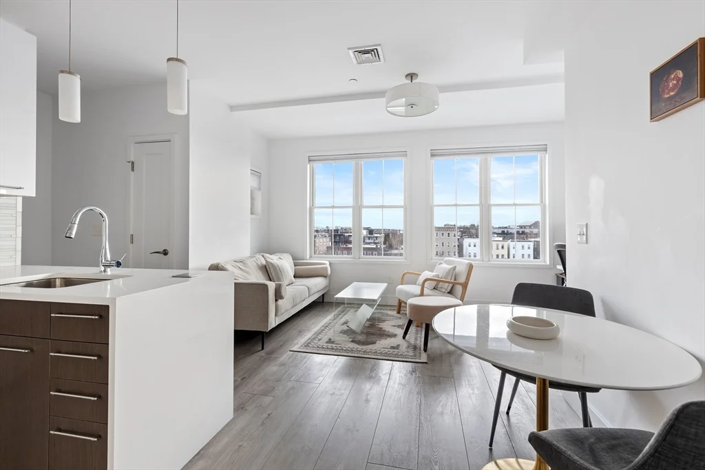 70 Bremen St, East Boston