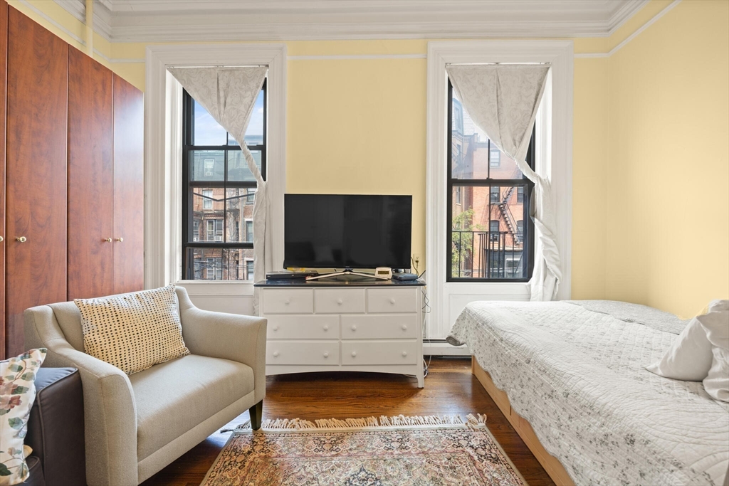 227 Marlborough St, Back Bay