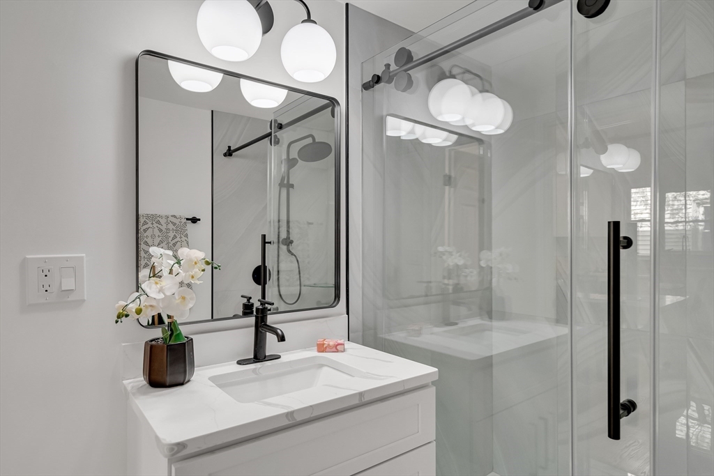 54 Park St, Ward Two