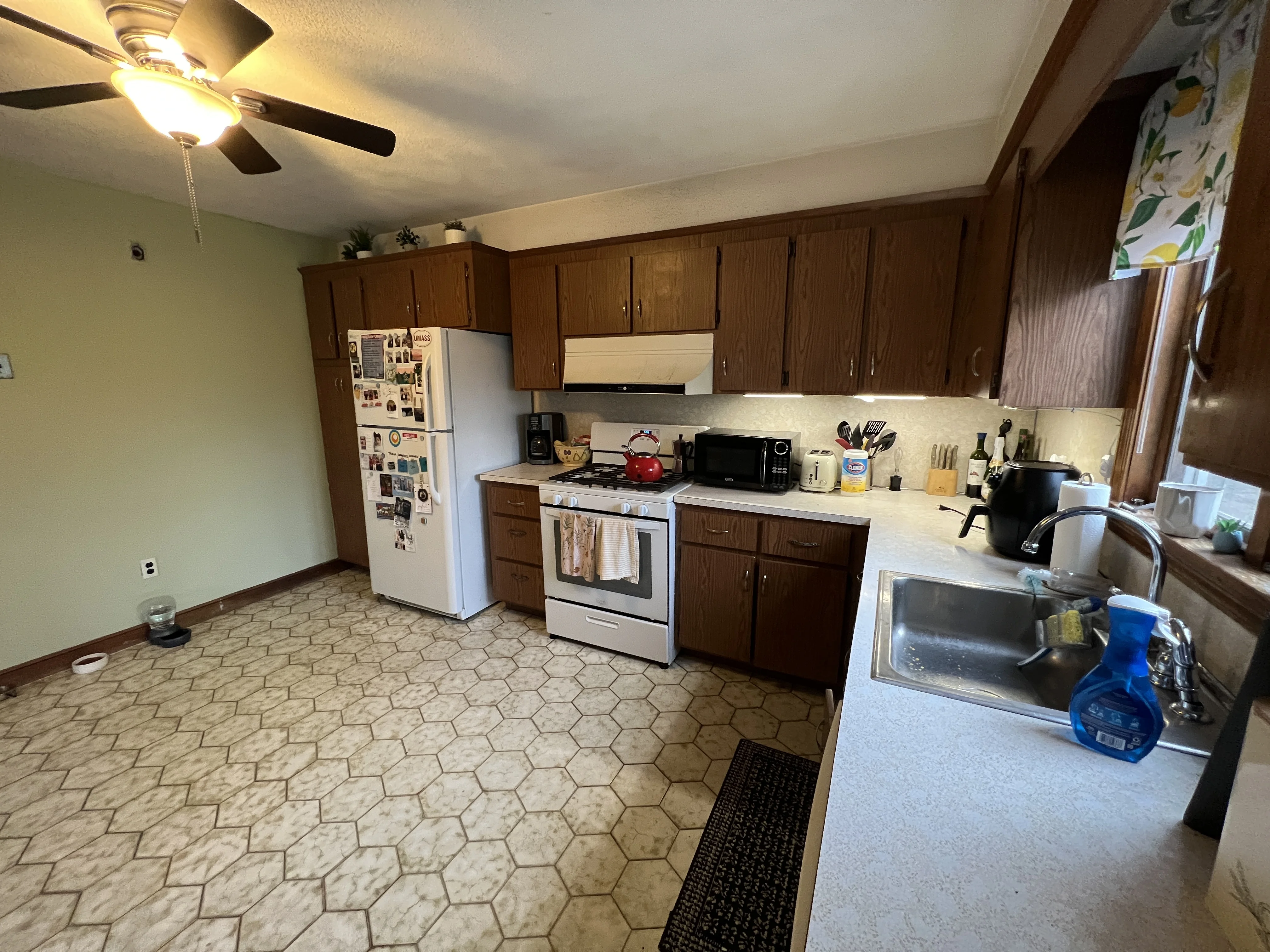 213 Holland St, Teele Square