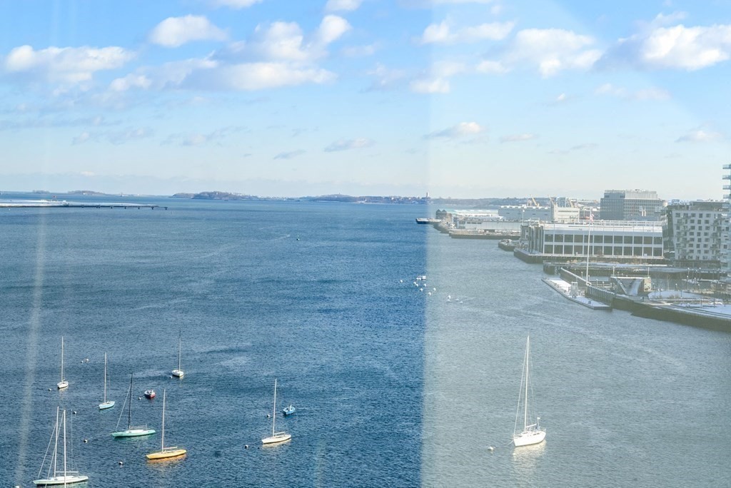 85 E India Row, Waterfront