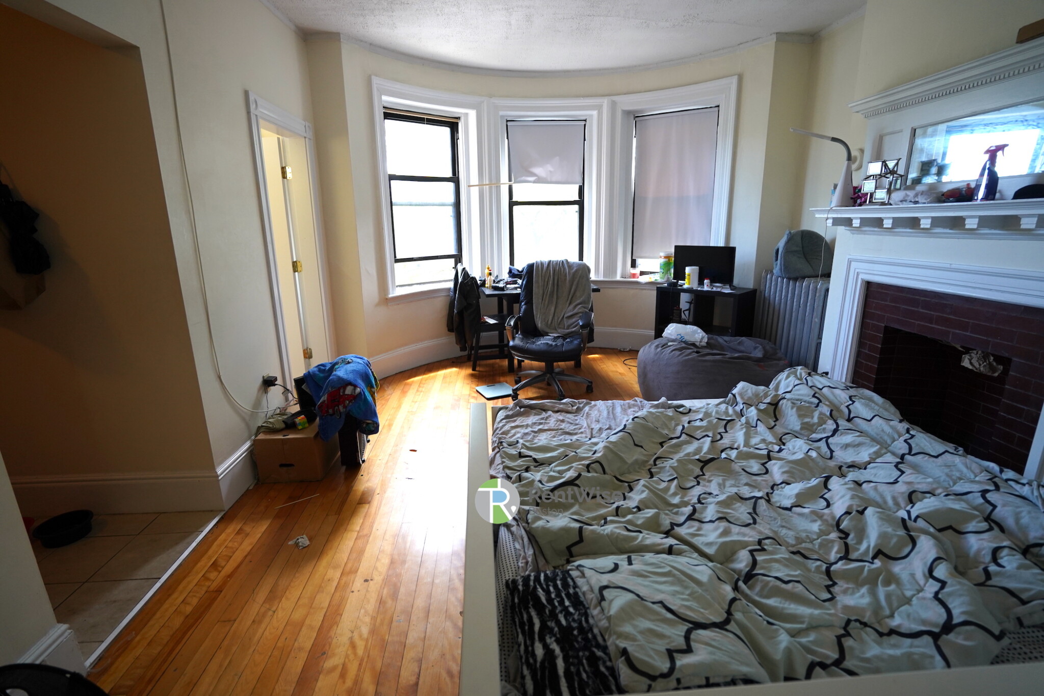 21 Brighton Ave, Allston