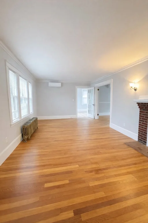 17 Edgecliff, Watertown