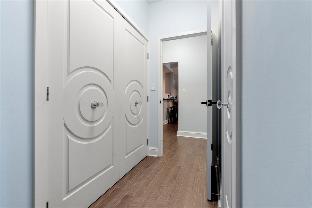 42 8th St, Charlestown