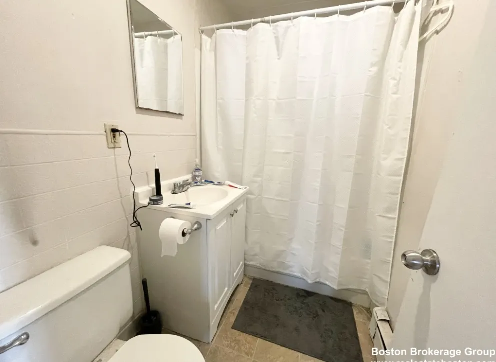 1572 Tremont St, Mission Hill