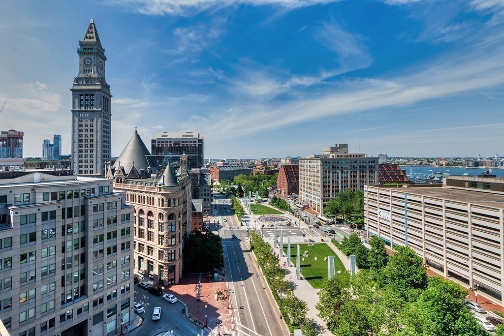 110 Broad St, Waterfront