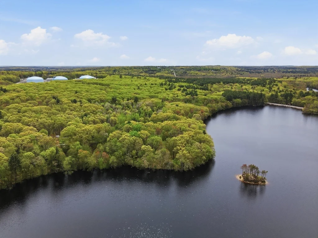 22 Kruger Rd, Hopkinton