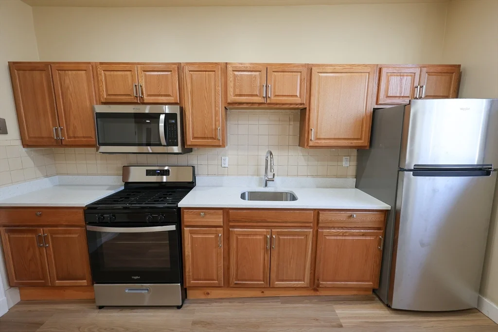 112 Amory St, Roxbury