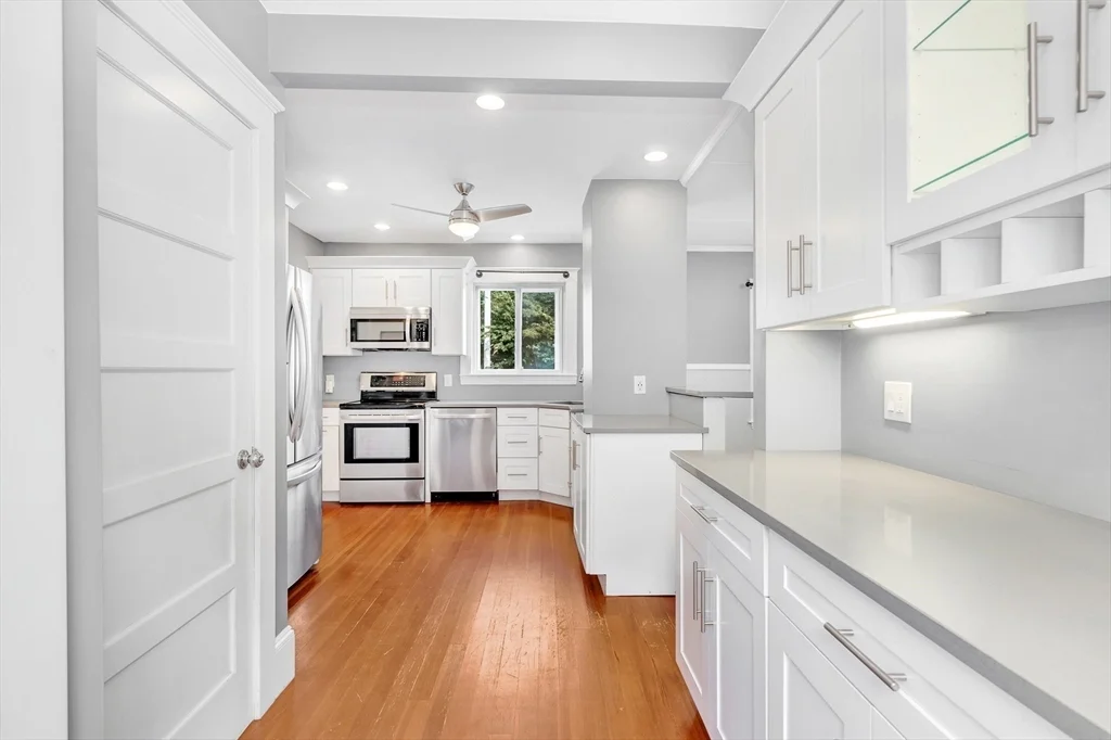 36 Marshall St, Winthrop Center