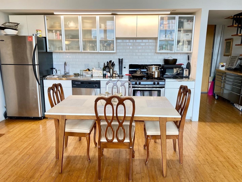 156 Porter St, East Boston