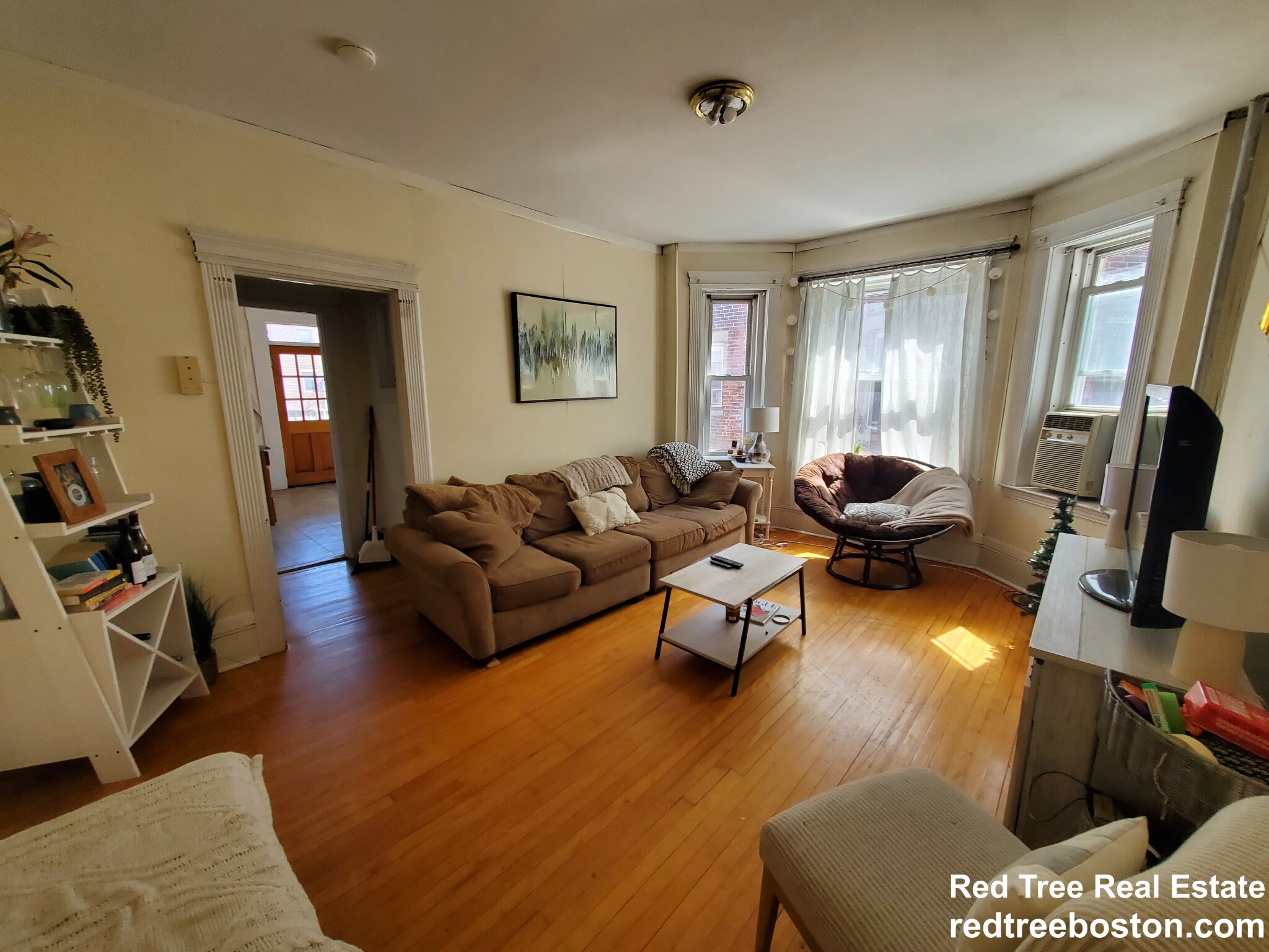 12 Royce Rd, Allston