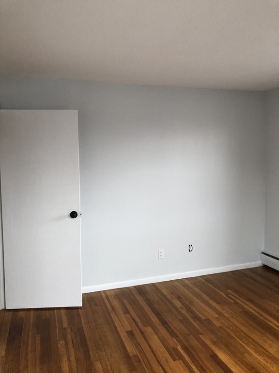 685 Moody St, Waltham