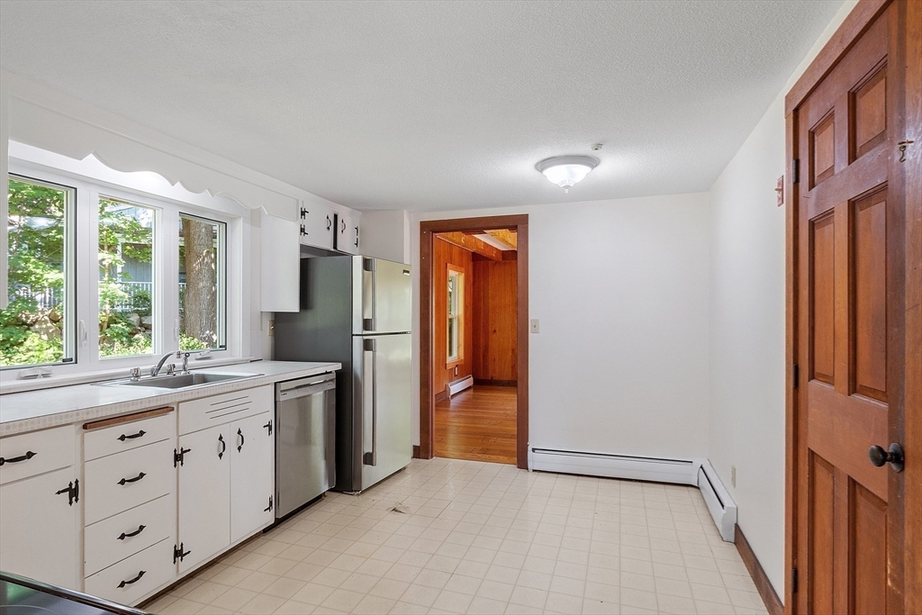 4 Lowest Ln, Rockport