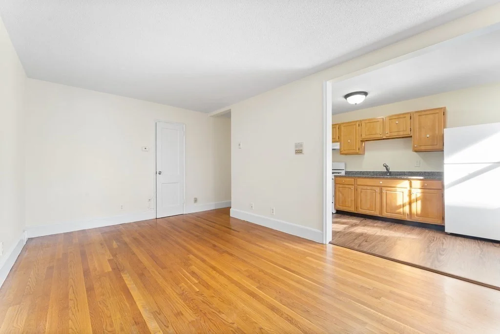 11 Victory Rd, Dorchester