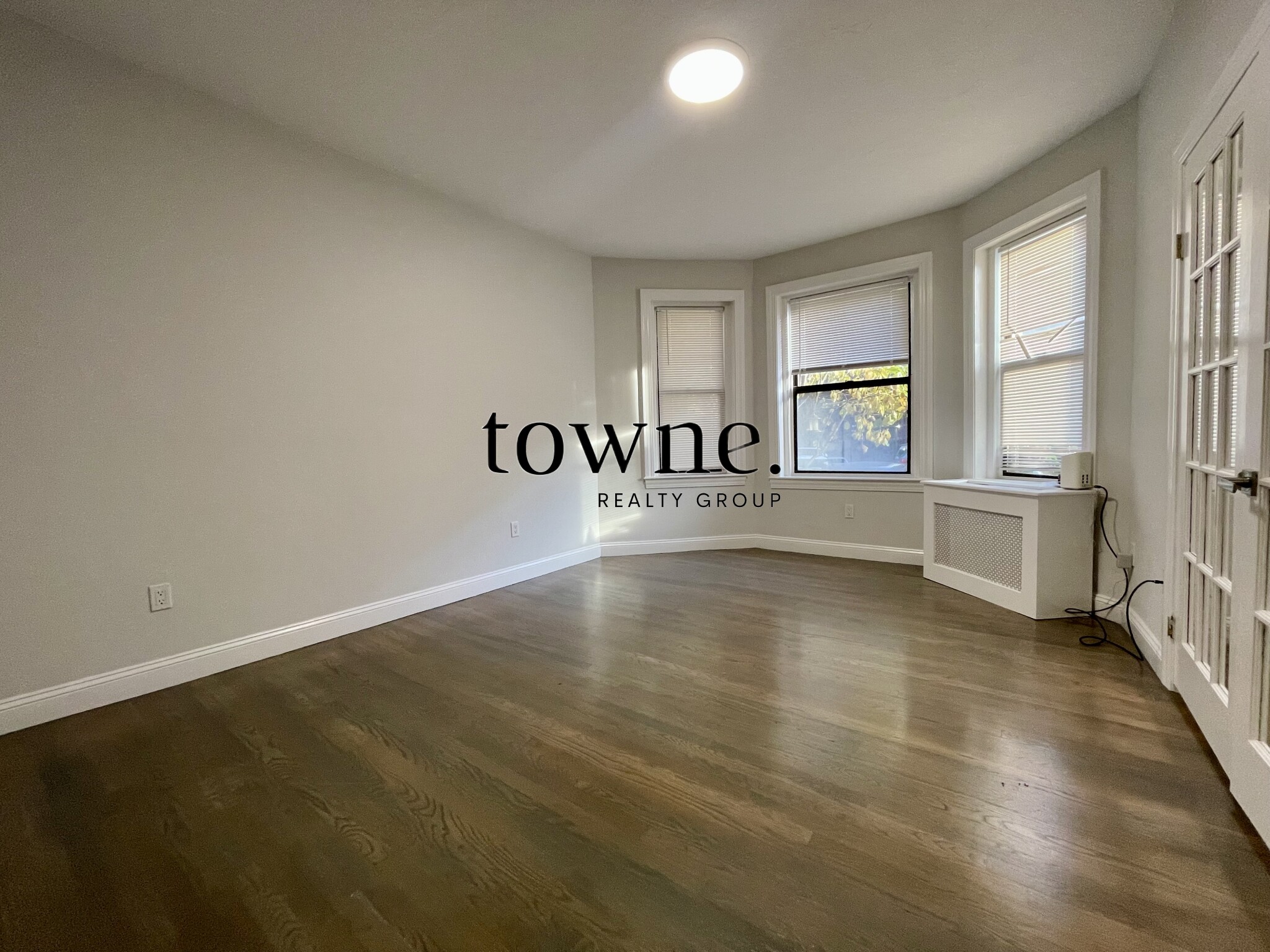 19 Peterborough St, Fenway