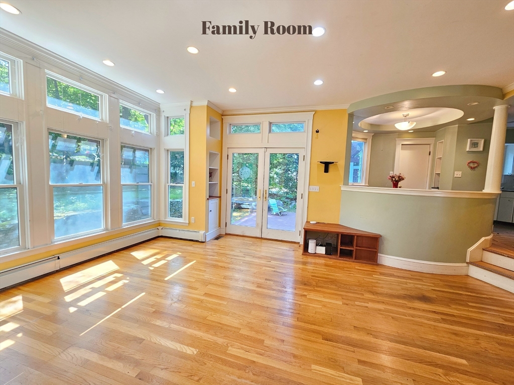 15 Hawthorne Ave, Arlington