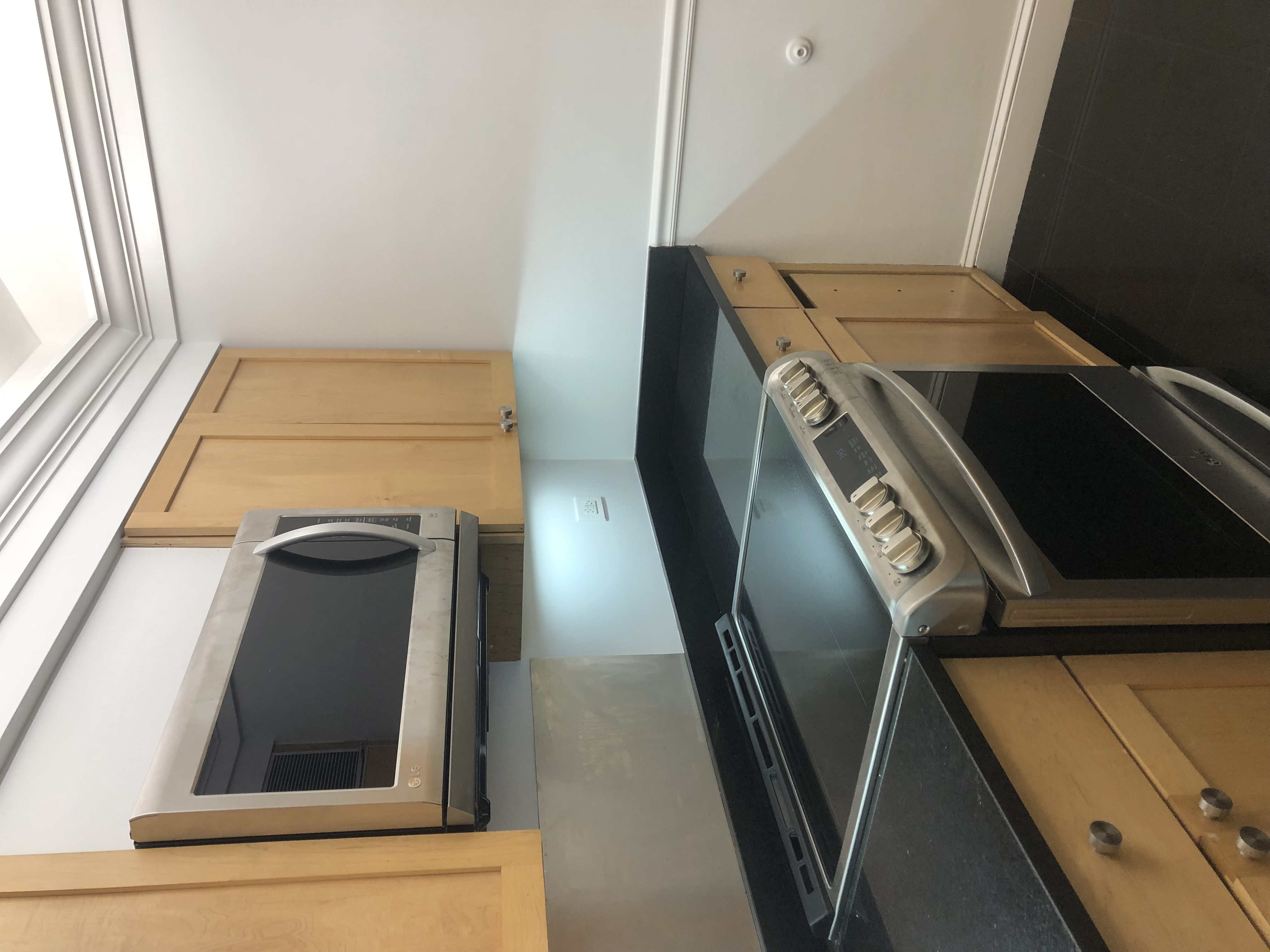 2 bed, 1 bath apartment for rent at 405 Commonwealth Ave Unit 5, Back Bay — photo 2 of 18