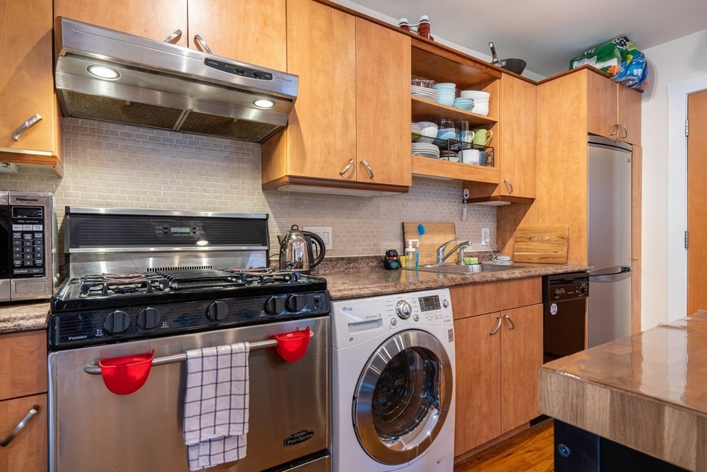 1 bed, 1 bath apartment for rent at 62 Hurley St Unit 2, East Cambridge — photo 7 of 13