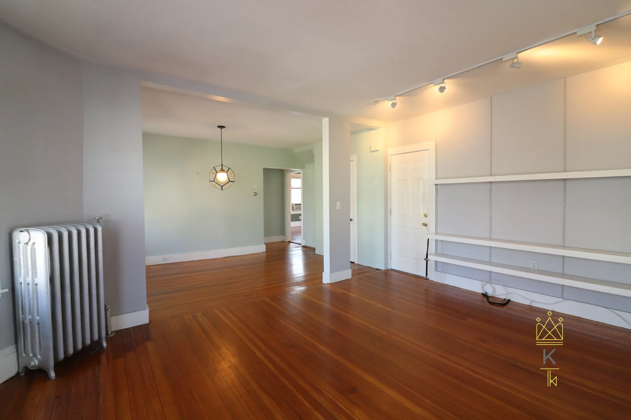 21 Osborne Rd, North Brookline