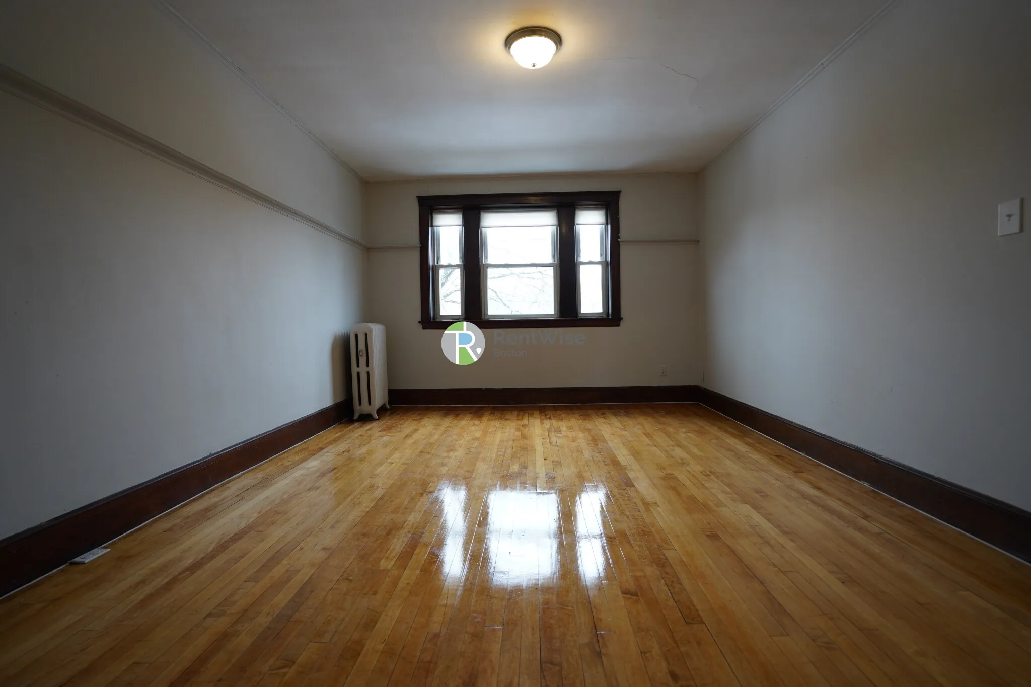 90 Cypress St, Emerson Gardens