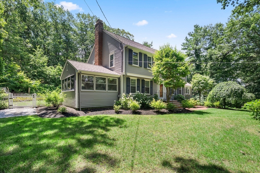 26 Cedar Hill Rd, Dover