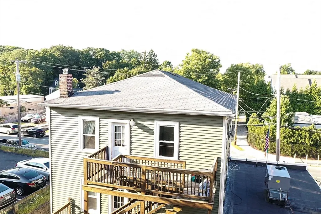 23 Des Moines Rd, Quincy