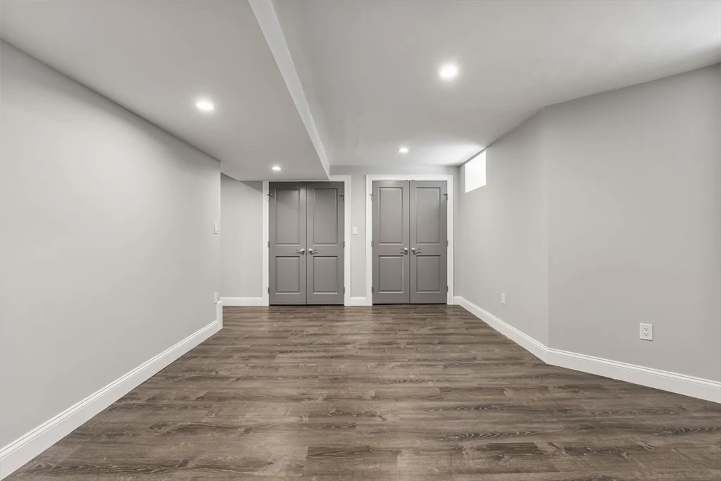 83 Centre St, Dorchester