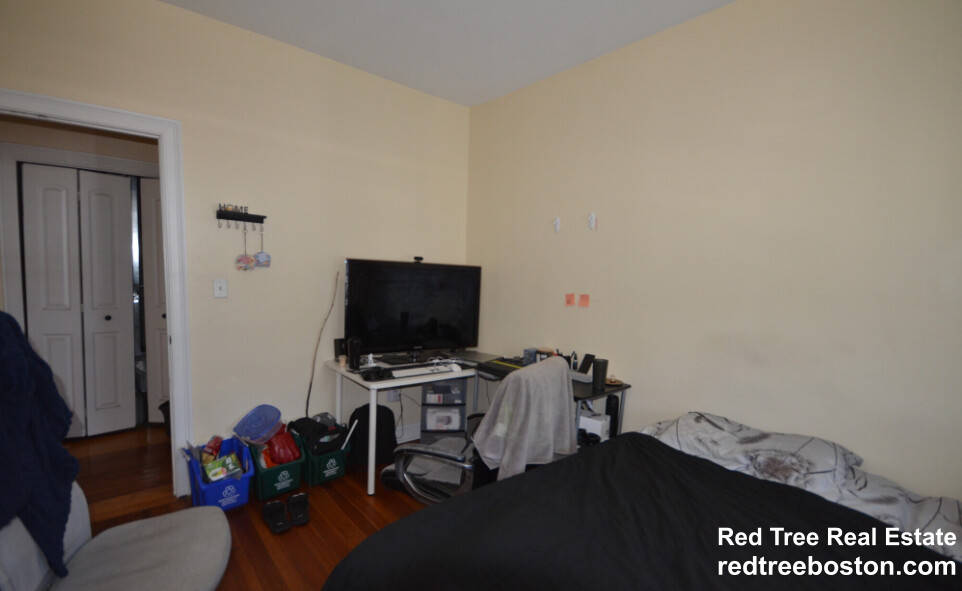 191 Boylston St, Jamaica Plain