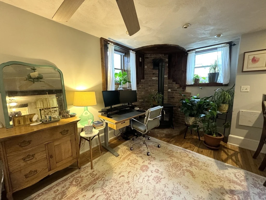 39 Highland Ave, Arlington
