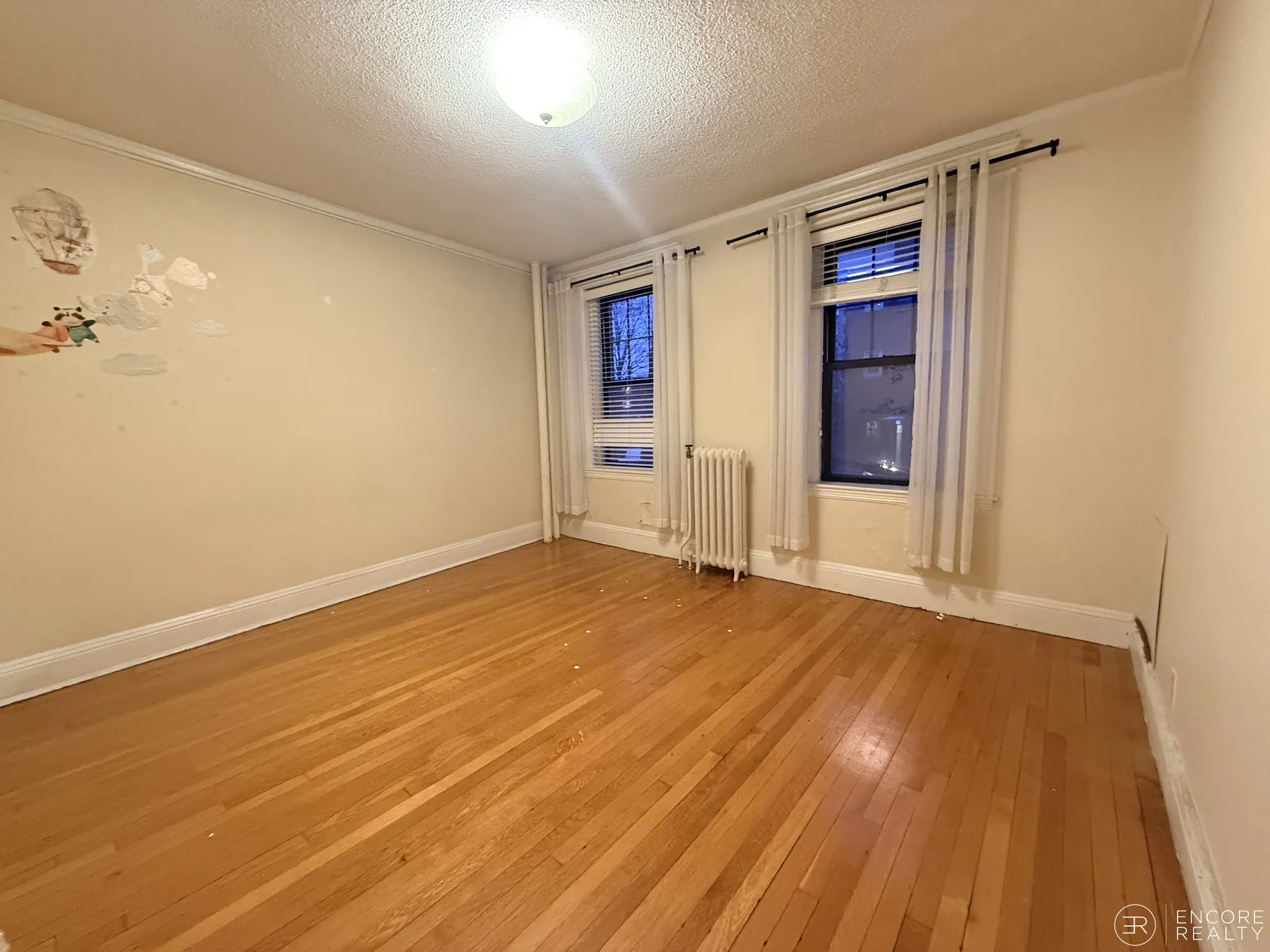 118 Riverway, Longwood