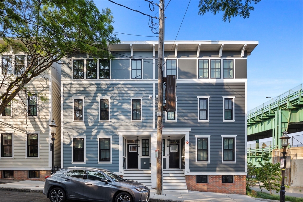 74 Tremont St, Charlestown