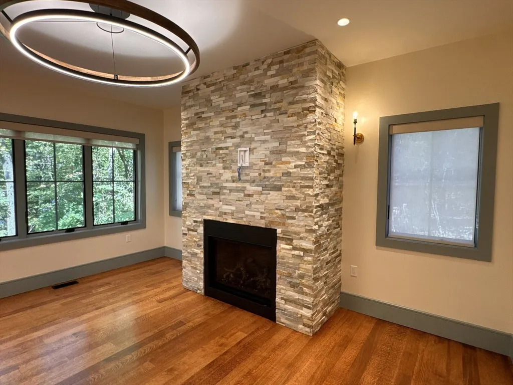 22 Kruger Rd, Hopkinton