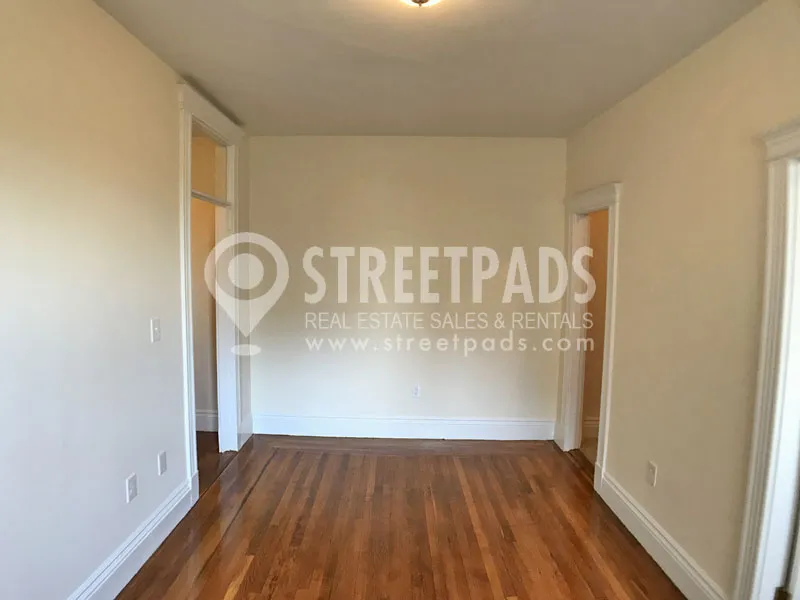 25 Park Dr, Fenway