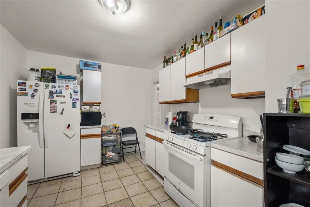 18 Claymoss Rd, Brighton