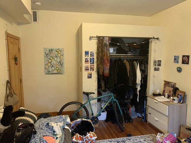 346 Faneuil St, Oak Square