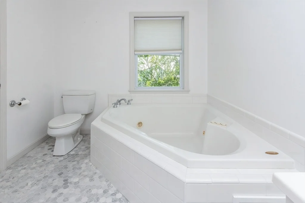37 Philbrick Rd, Newton