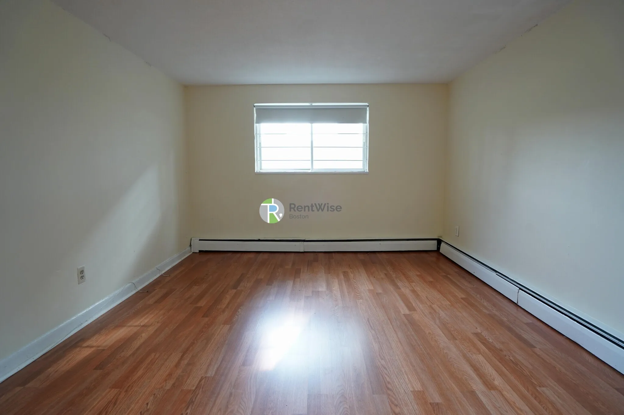 90 Gardner Ter, Allston