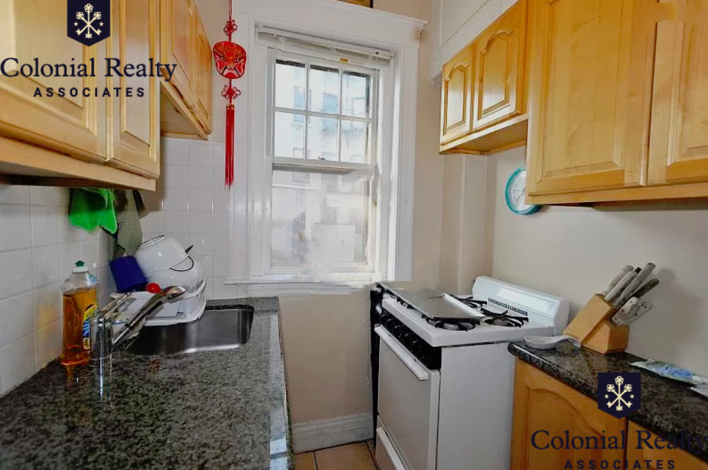 319 Allston St, Allston