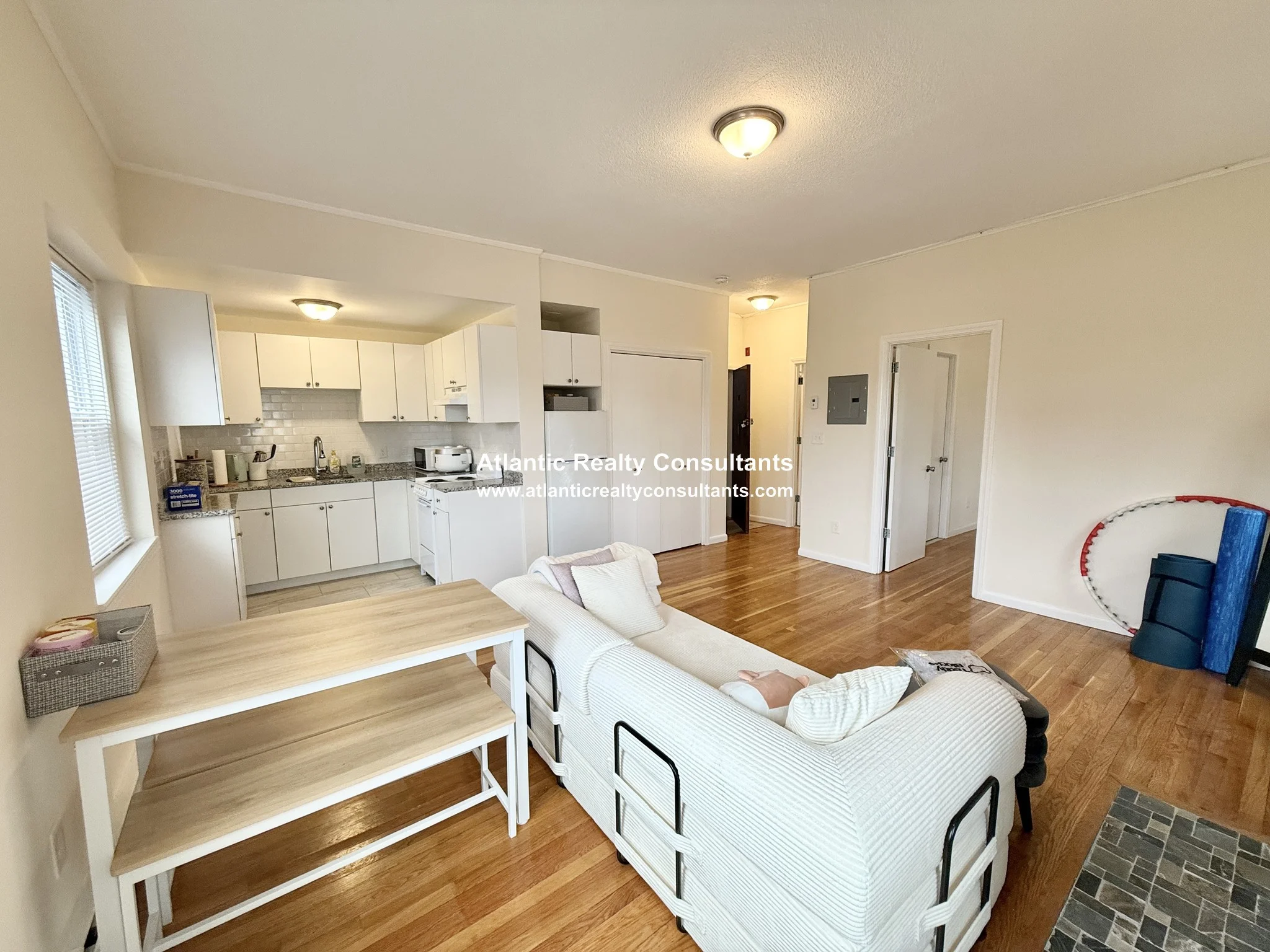 2018 Commonwealth Ave, Brighton