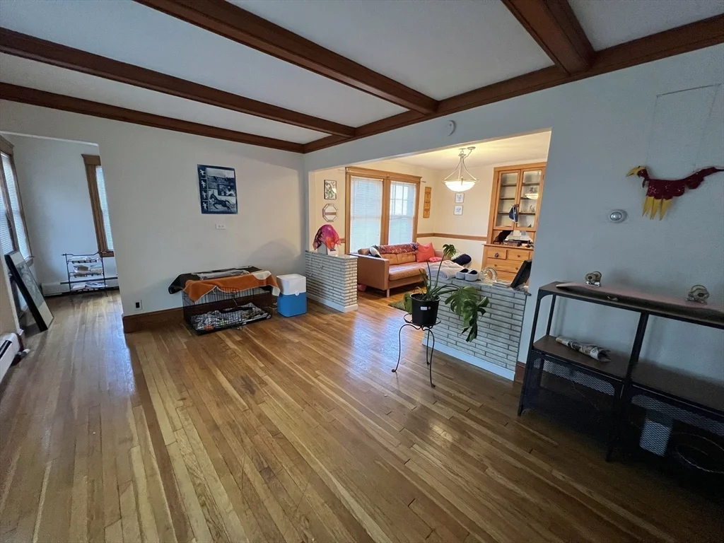385 Arlington St, Watertown