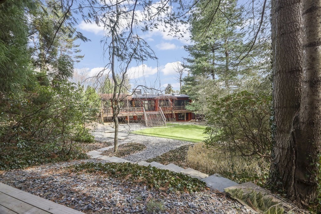 38 Cumberland Ave, Brookline