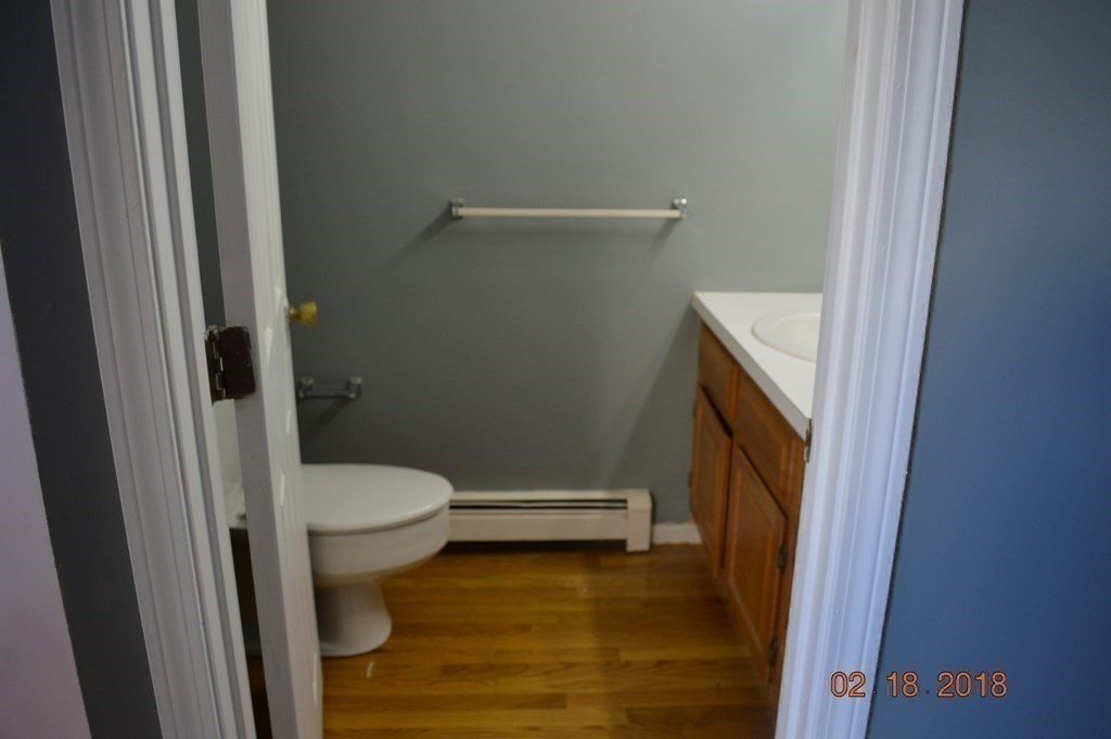 2 Turning Mill Ln, Quincy
